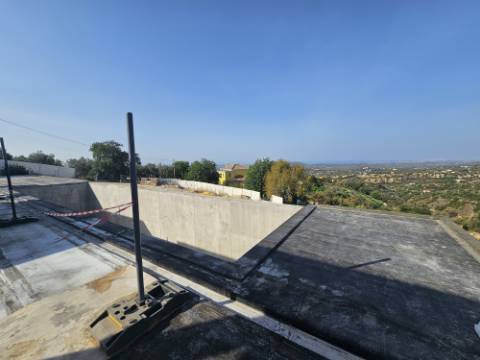 Moradia Exclusiva no Algarve - Luxo, Conforto e Elegância Atemporal