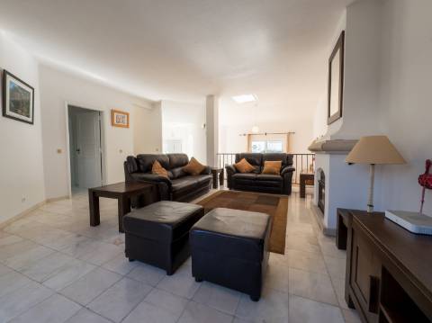 VENDIDA PELA ' TA MAISON DE RÊVE'