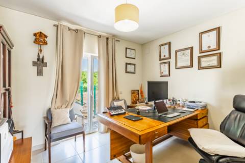 Boliqueime Moradia de Campo com 4+1 Quartos com18.350 m² de Terreno para Venda