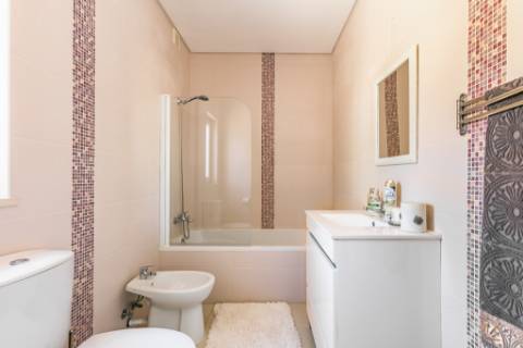 Boliqueime Moradia de Campo com 4+1 Quartos com18.350 m² de Terreno para Venda