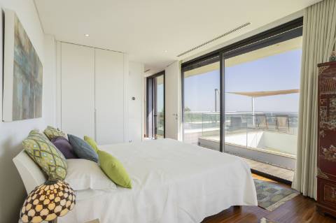 Fantástica moradia de Luxo de 4 quartos com vista mar