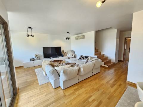 VENDIDO PELA ' TA MAISON DE RÊVE'