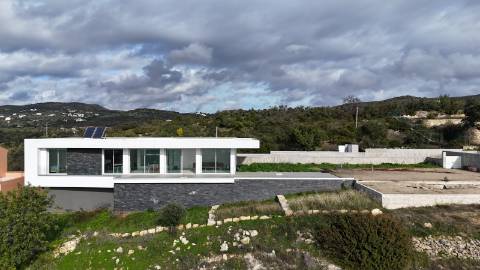 MORADIA 3 QUARTOS COM VISTA MAR PARA VENDA EM FARO