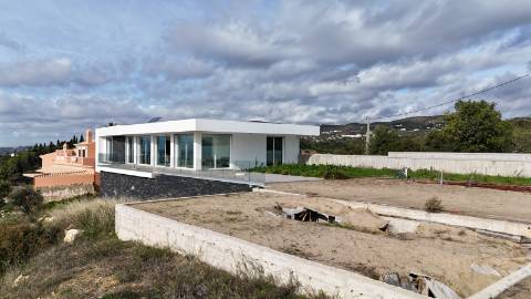 MORADIA 3 QUARTOS COM VISTA MAR PARA VENDA EM FARO