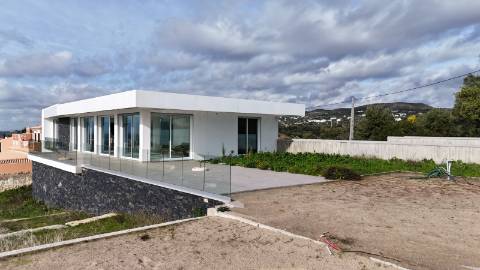 MORADIA 3 QUARTOS COM VISTA MAR PARA VENDA EM FARO