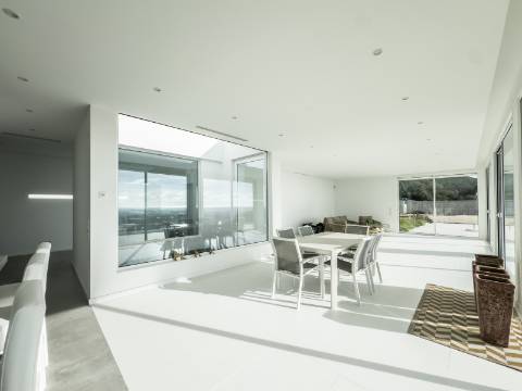 MORADIA 3 QUARTOS COM VISTA MAR PARA VENDA EM FARO