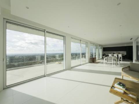 MORADIA 3 QUARTOS COM VISTA MAR PARA VENDA EM FARO