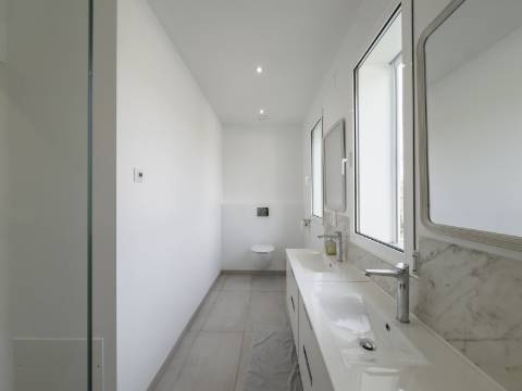 MORADIA 3 QUARTOS COM VISTA MAR PARA VENDA EM FARO