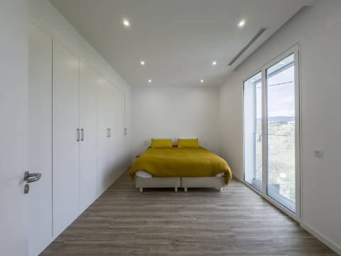 MORADIA 3 QUARTOS COM VISTA MAR PARA VENDA EM FARO