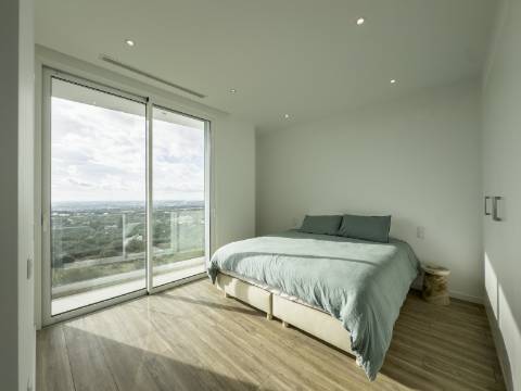 MORADIA 3 QUARTOS COM VISTA MAR PARA VENDA EM FARO