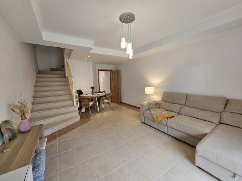 VENDIDA PELA ' TA MAISON DE RÊVE'