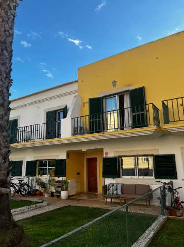 VENDIDA PELA ' TA MAISON DE RÊVE'