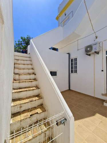 Moradia exclusiva com 7 quartos e anexos!