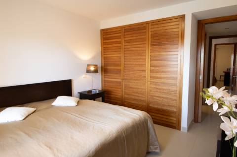 Apartamento Espaçoso de 3 quartos situado no prestigioso amendoeira golf resort