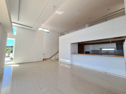 VENDIDA PELA ' TA MAISON DE RÊVE'