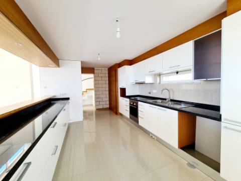 VENDIDA PELA ' TA MAISON DE RÊVE'