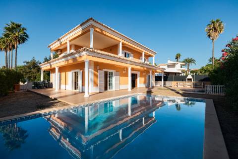 Moradia 4 quartos com piscina em Almancil