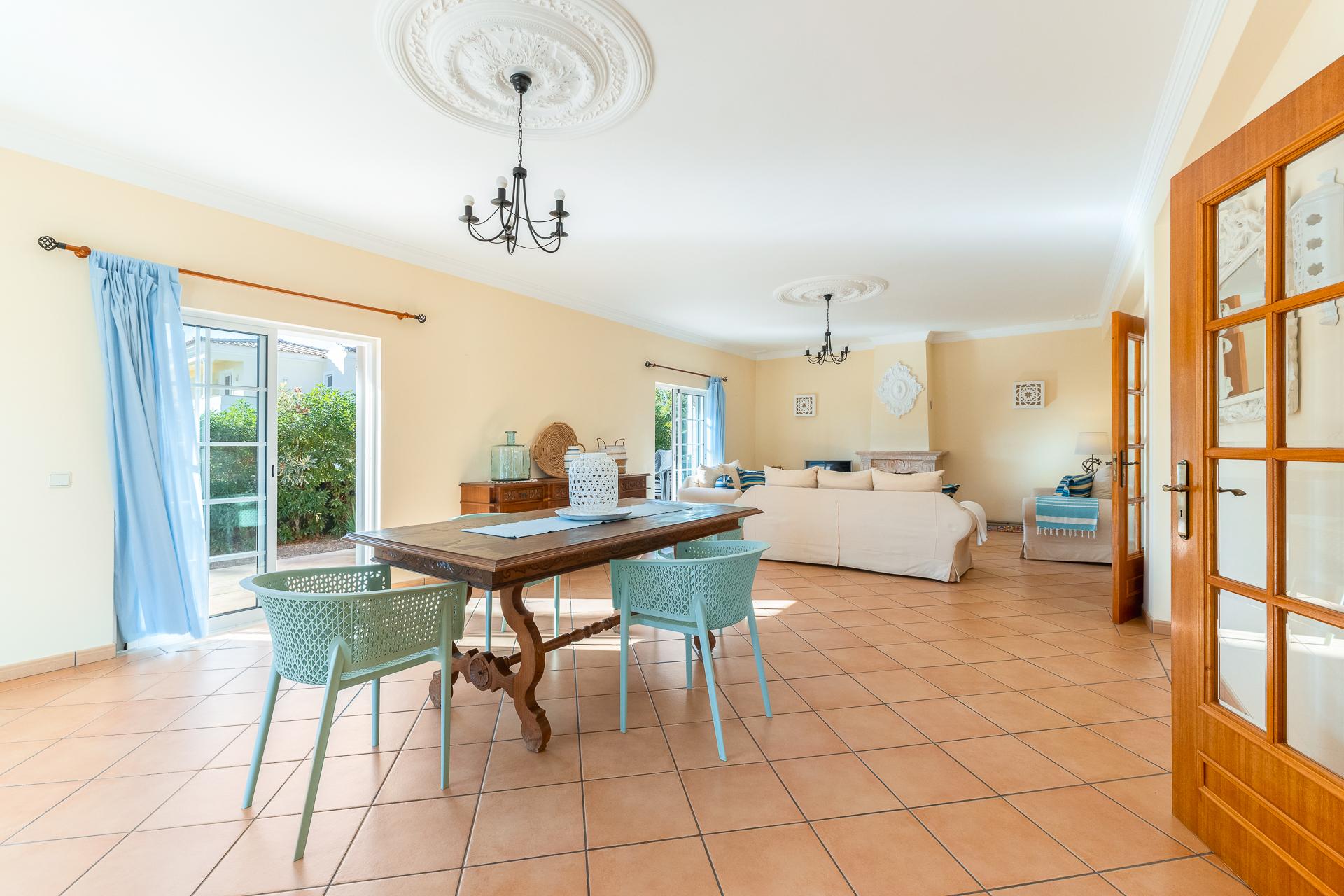 Moradia 4 quartos com piscina em Almancil