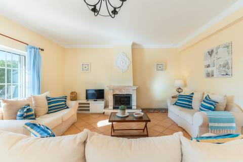 Moradia 4 quartos com piscina em Almancil