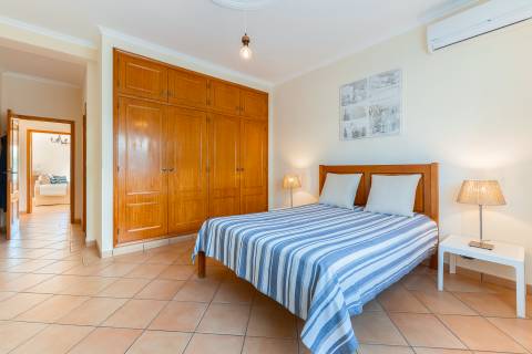 Moradia 4 quartos com piscina em Almancil