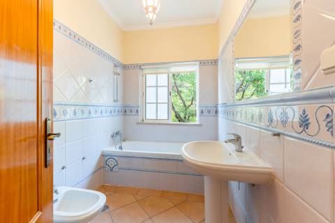 Moradia 4 quartos com piscina em Almancil