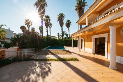 Moradia 4 quartos com piscina em Almancil