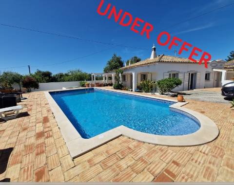 VENDIDA PELA ' TA MAISON DE RÊVE'