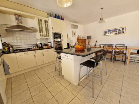 VENDIDA PELA ' TA MAISON DE RÊVE'