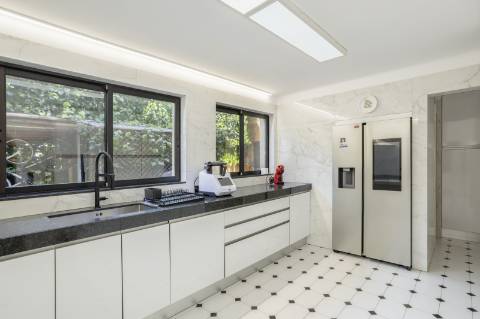 Propriedade de Exceção no Coração de Albufeira - Elegância e História