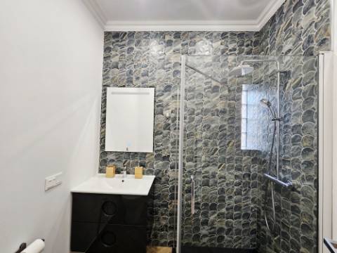 EXCLUSIVIDADE

Moradia V2 completamente renovada com qualidade