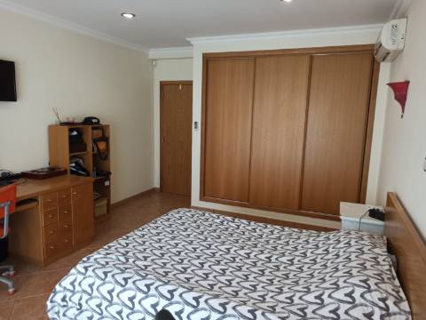 Moradia 5 quartos com piscina perto Moncarapacho