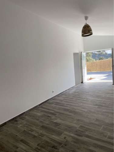 VENDIDA PELA 'TA MAISON DE RÊVE'