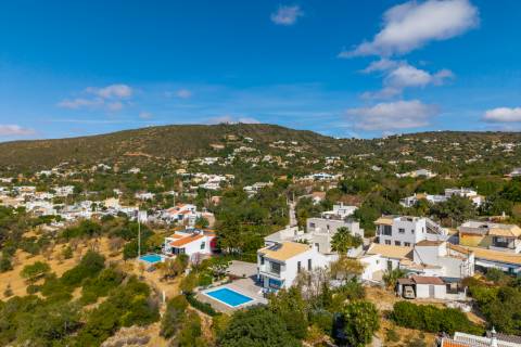 Villa de luxo com 6 quartos Santa Bárbara de Nexe € 1.500.000 | Casa de campo & Estúdio