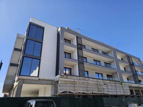 Apartamentos novos no centro de Loulé