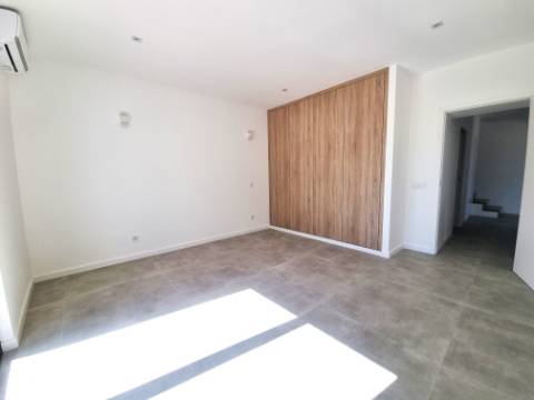 VENDIDA PELA ' TA MAISON DE RÊVE'