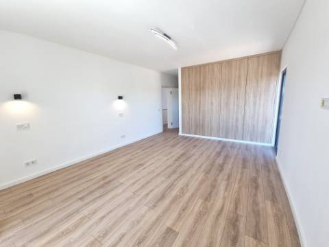 VENDIDA PELA ' TA MAISON DE RÊVE'