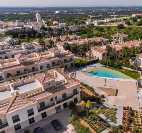 VENDIDO PELA ' TA MAISON DE RÊVE'
