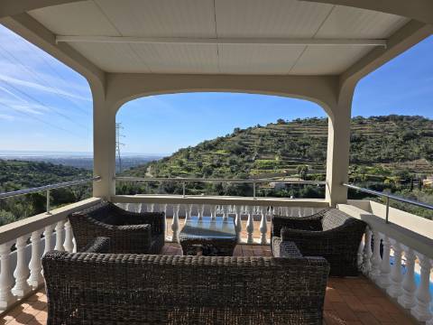 Moradia de 3 quartos com vista mar