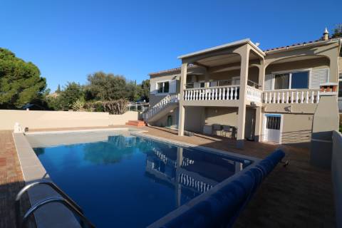 Moradia de 3 quartos com vista mar