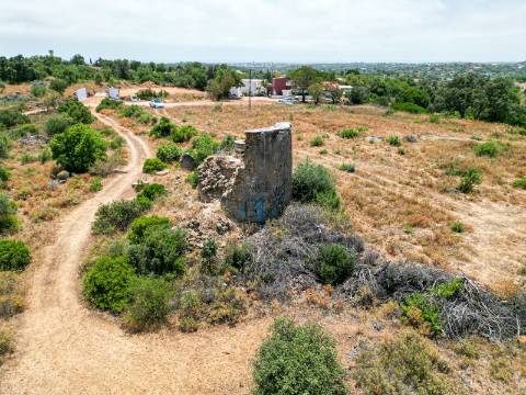 Terreno com vista mar e projecto aprovado