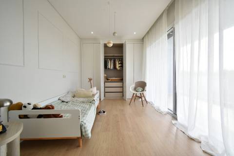 Moradia V4 com piscina e garagem perto Santa Barbra de Nexe