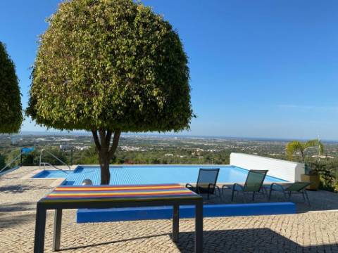 VENDIDA PELA ' TA MAISON DE RÊVE'