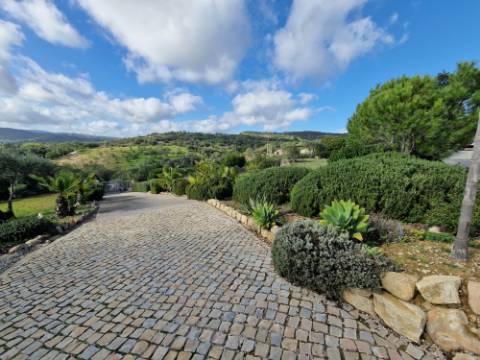 VENDIDA PELA ' TA MAISON DE RÊVE'