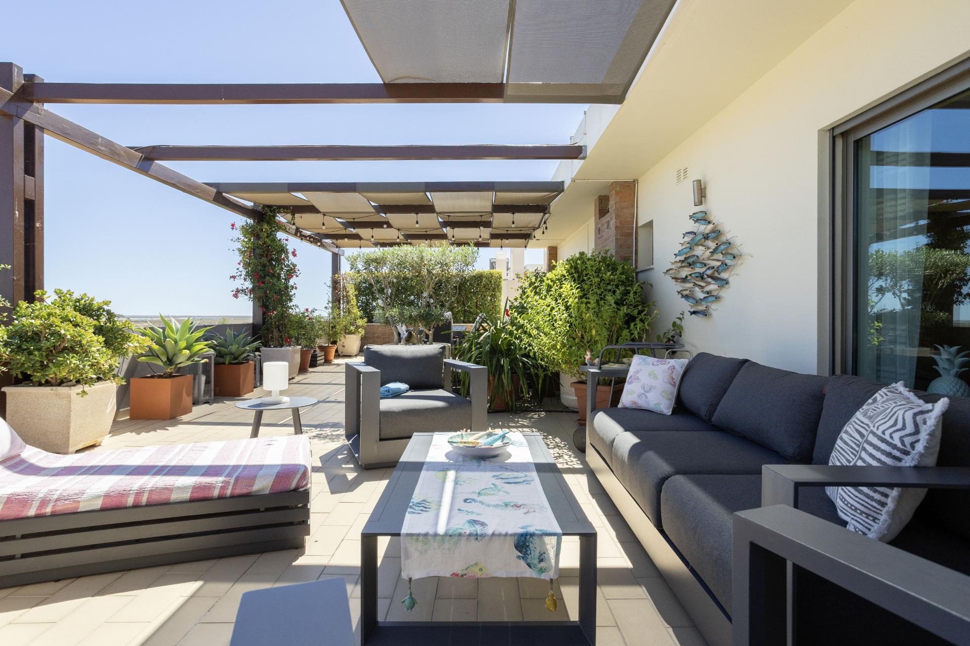 Excepcional apartamento com terraço e vistas deslumbrantes sobre a Ria Formosa