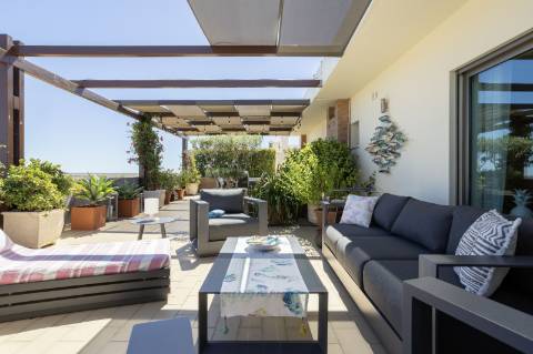 Excepcional apartamento com terraço e vistas deslumbrantes sobre a Ria Formosa