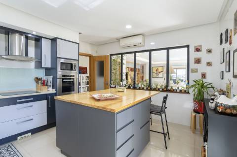 Excepcional apartamento com terraço e vistas deslumbrantes sobre a Ria Formosa