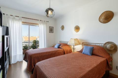 Excepcional apartamento com terraço e vistas deslumbrantes sobre a Ria Formosa