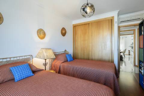 Excepcional apartamento com terraço e vistas deslumbrantes sobre a Ria Formosa