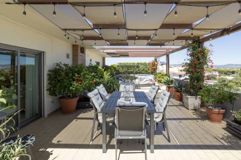 Excepcional apartamento com terraço e vistas deslumbrantes sobre a Ria Formosa