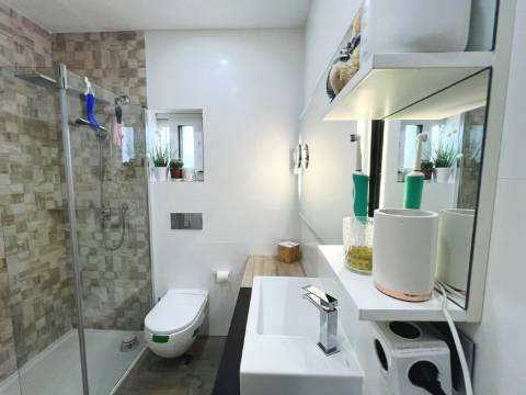 Excelente apartamento 3 quartos com piscina e garagem em Almancil